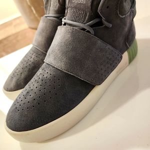 Adidas tubular brand new  🔥